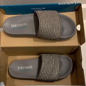 Skechers Plush Foam Sandals